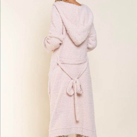 Cozy Fluff Robe - Picture 2 of 3